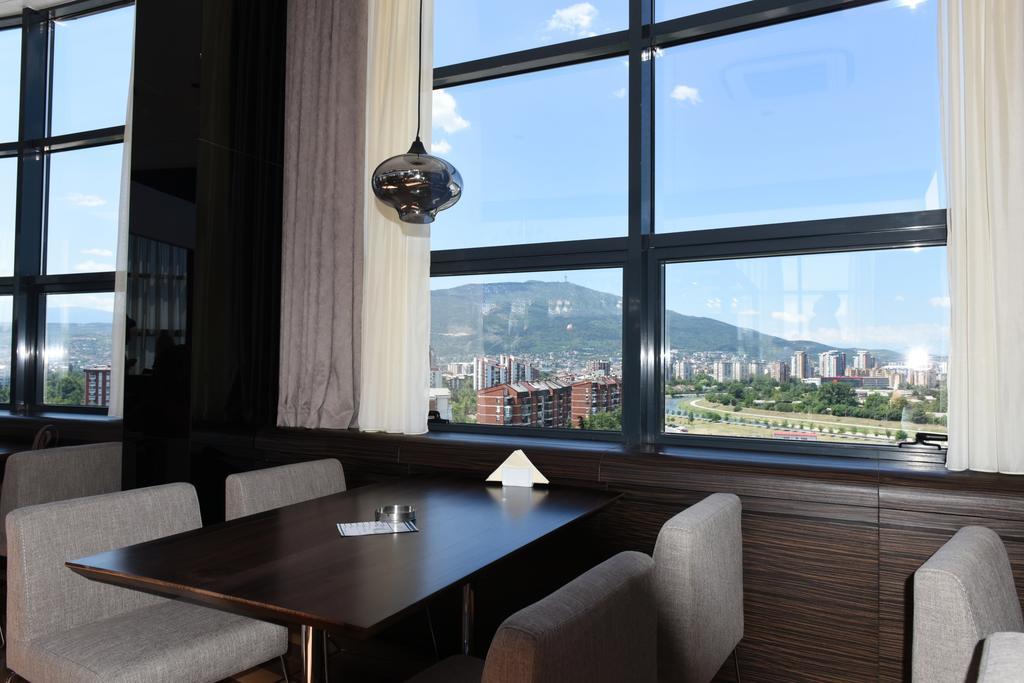 Hotel Russia Skopje Luaran gambar