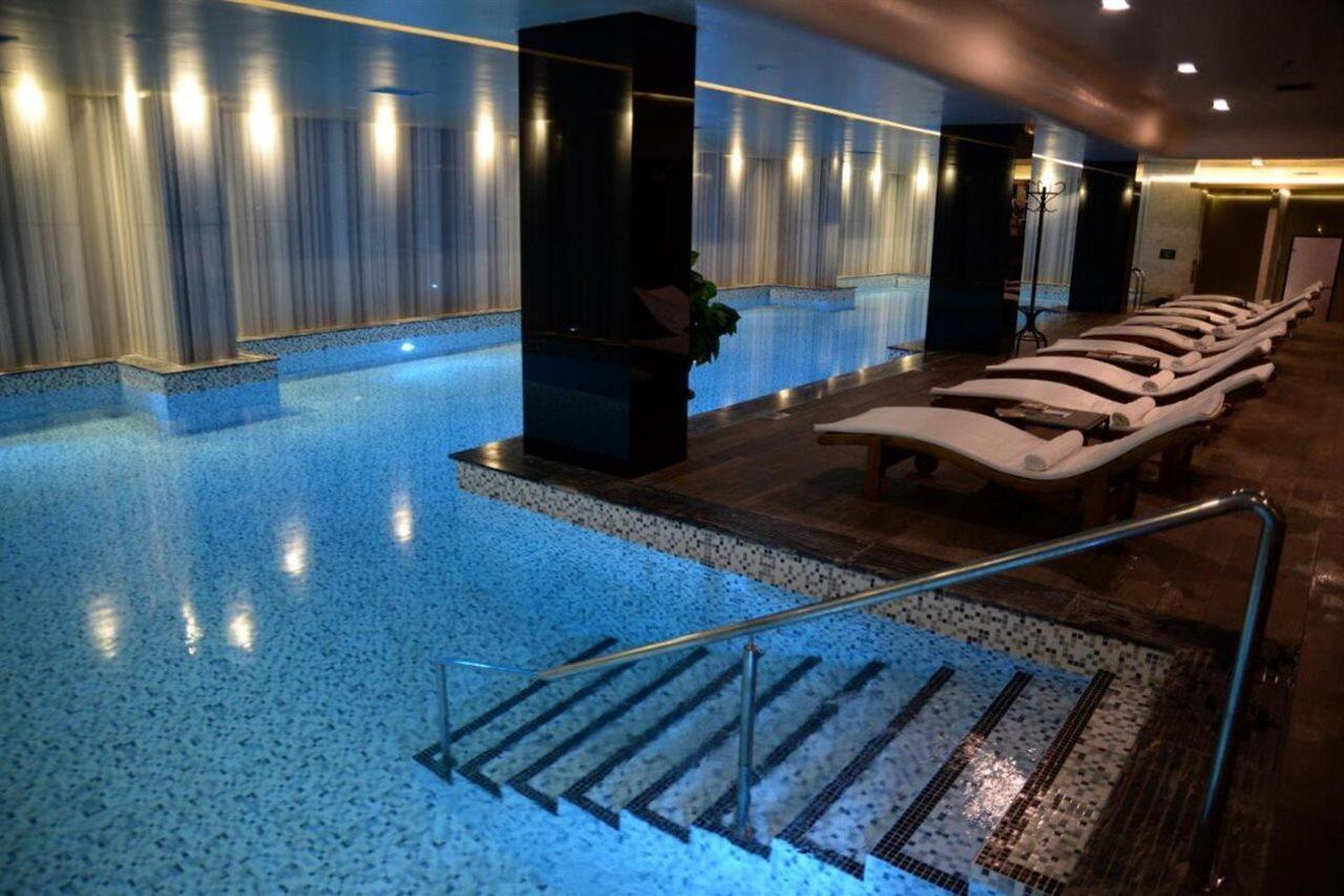 Hotel Russia Skopje Luaran gambar
