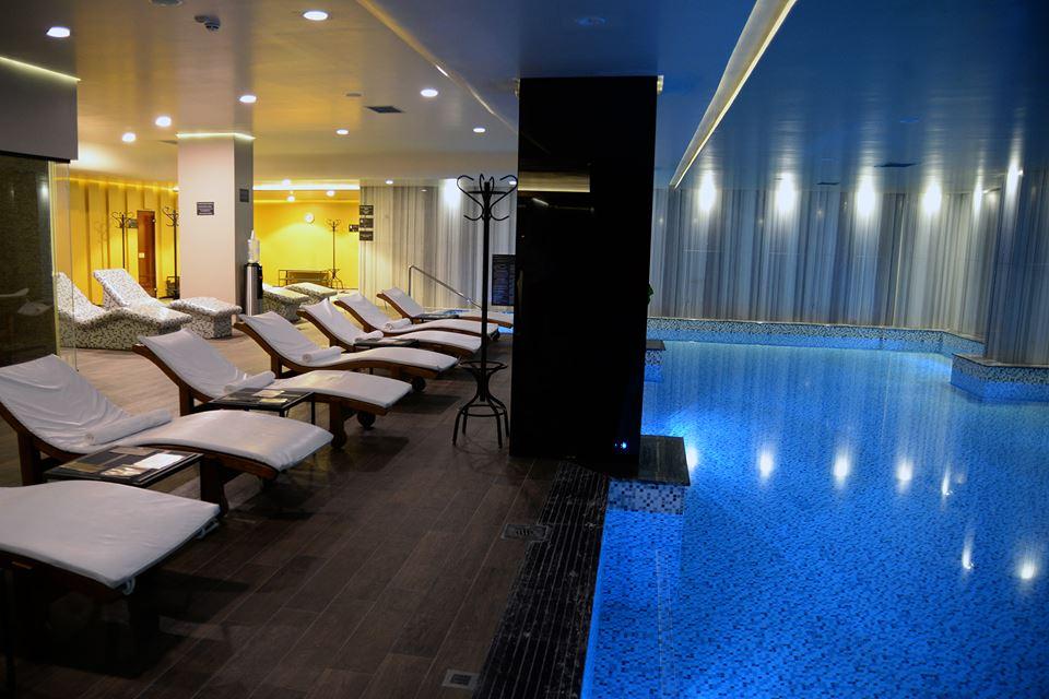 Hotel Russia Skopje Luaran gambar