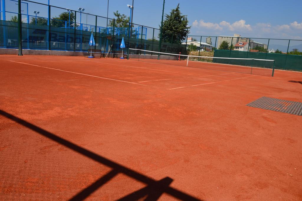 Hotel Russia Skopje Luaran gambar
