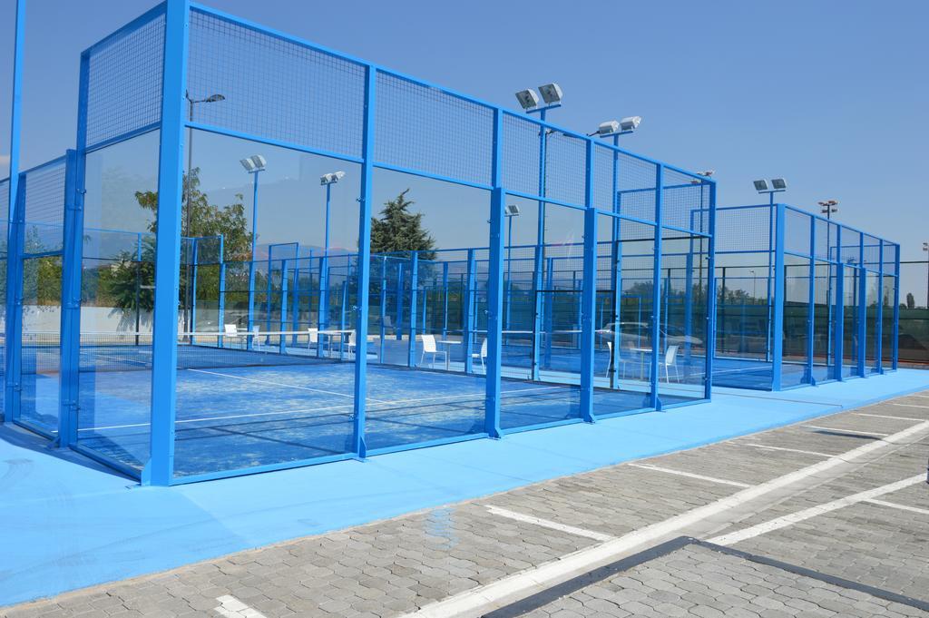 Hotel Russia Skopje Luaran gambar