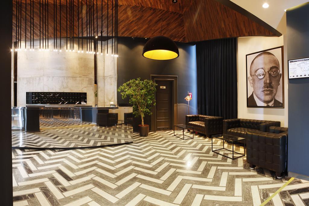 Hotel Russia Skopje Luaran gambar